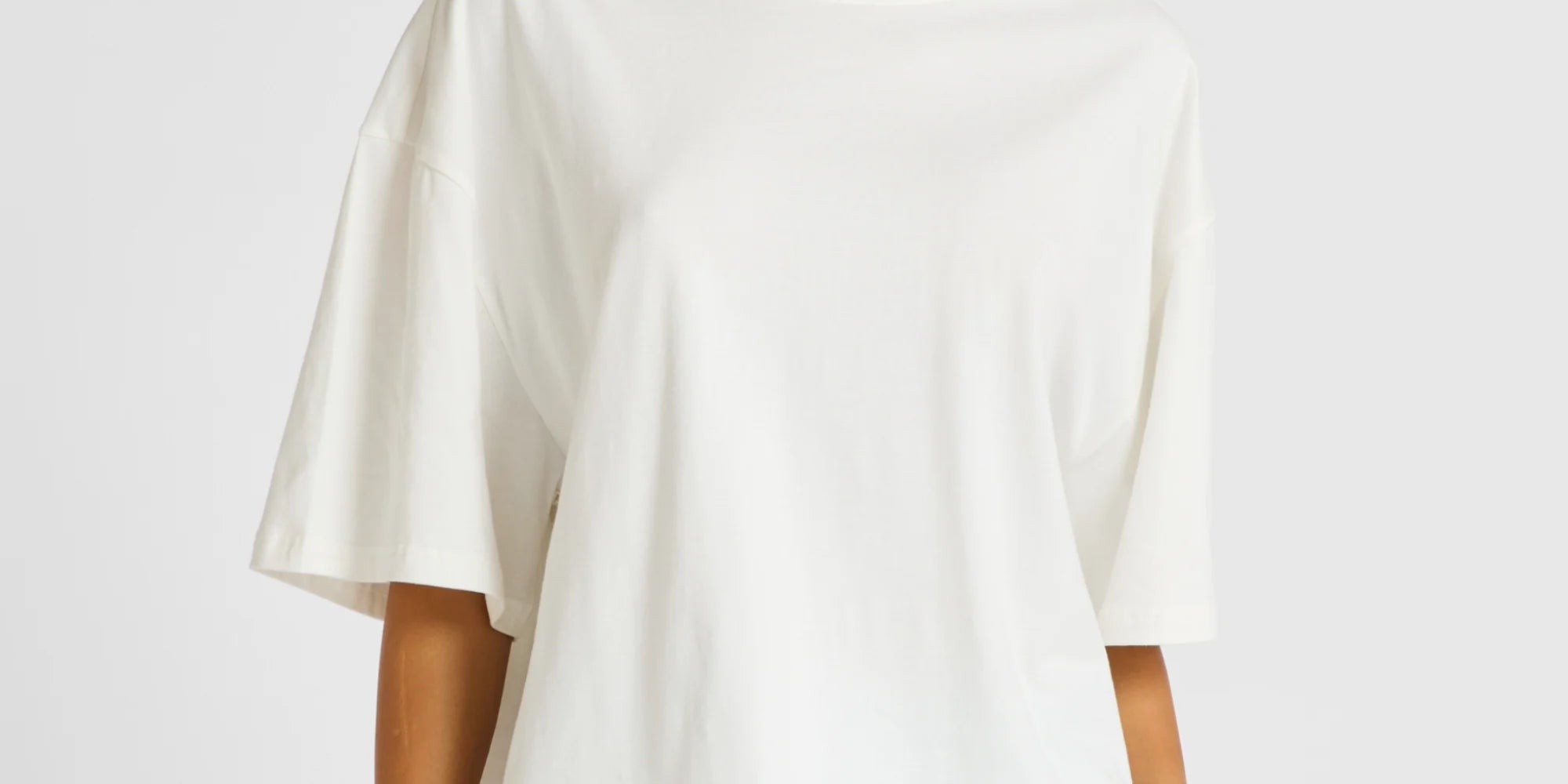 ALLFENIX Oversized Cropped Tee - Chalk