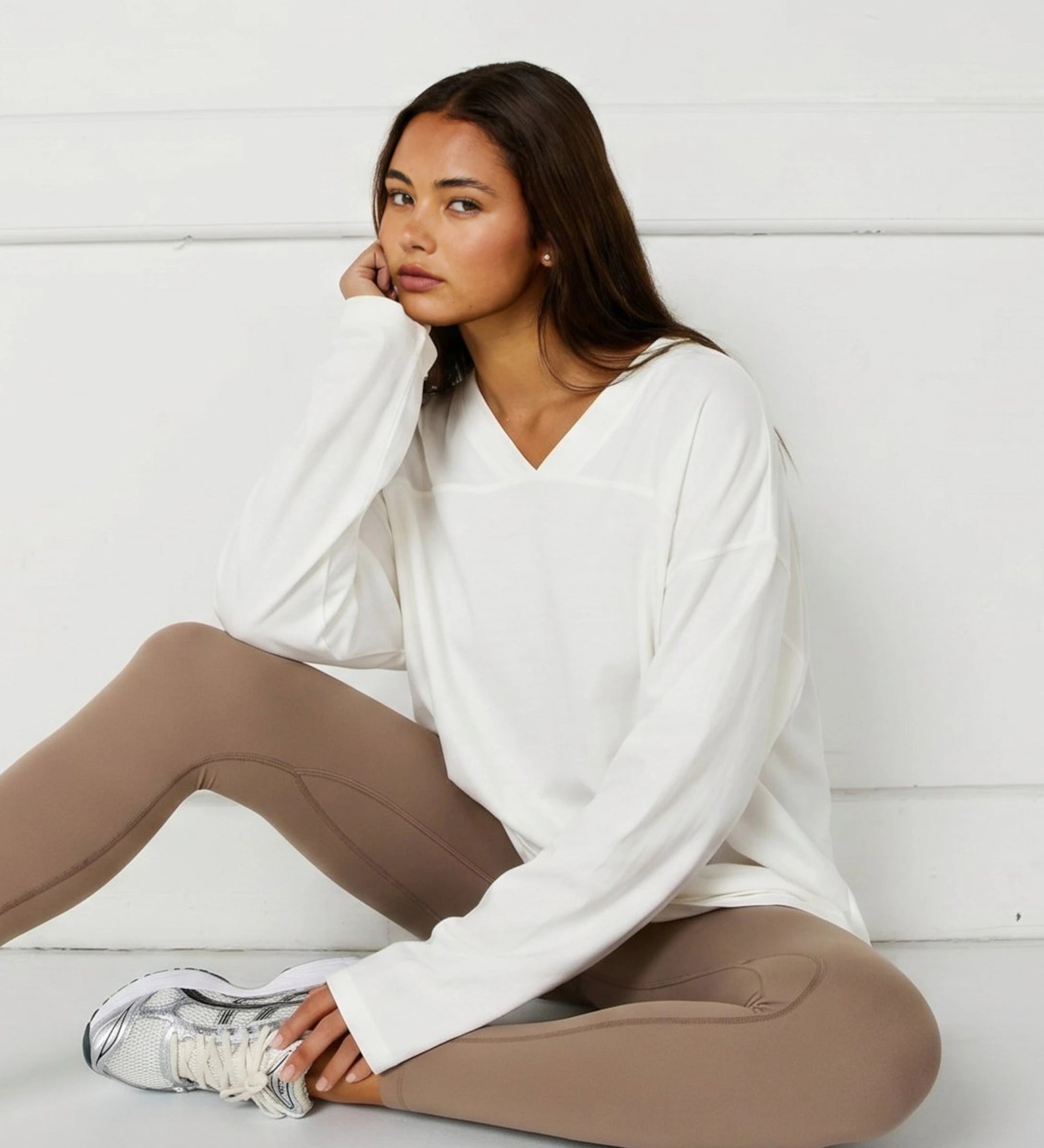 ALLFENIX Oversized V-Neck Long Sleeve - Chalk