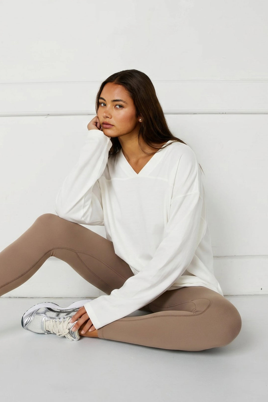 ALLFENIX Oversized V-Neck Long Sleeve - Chalk