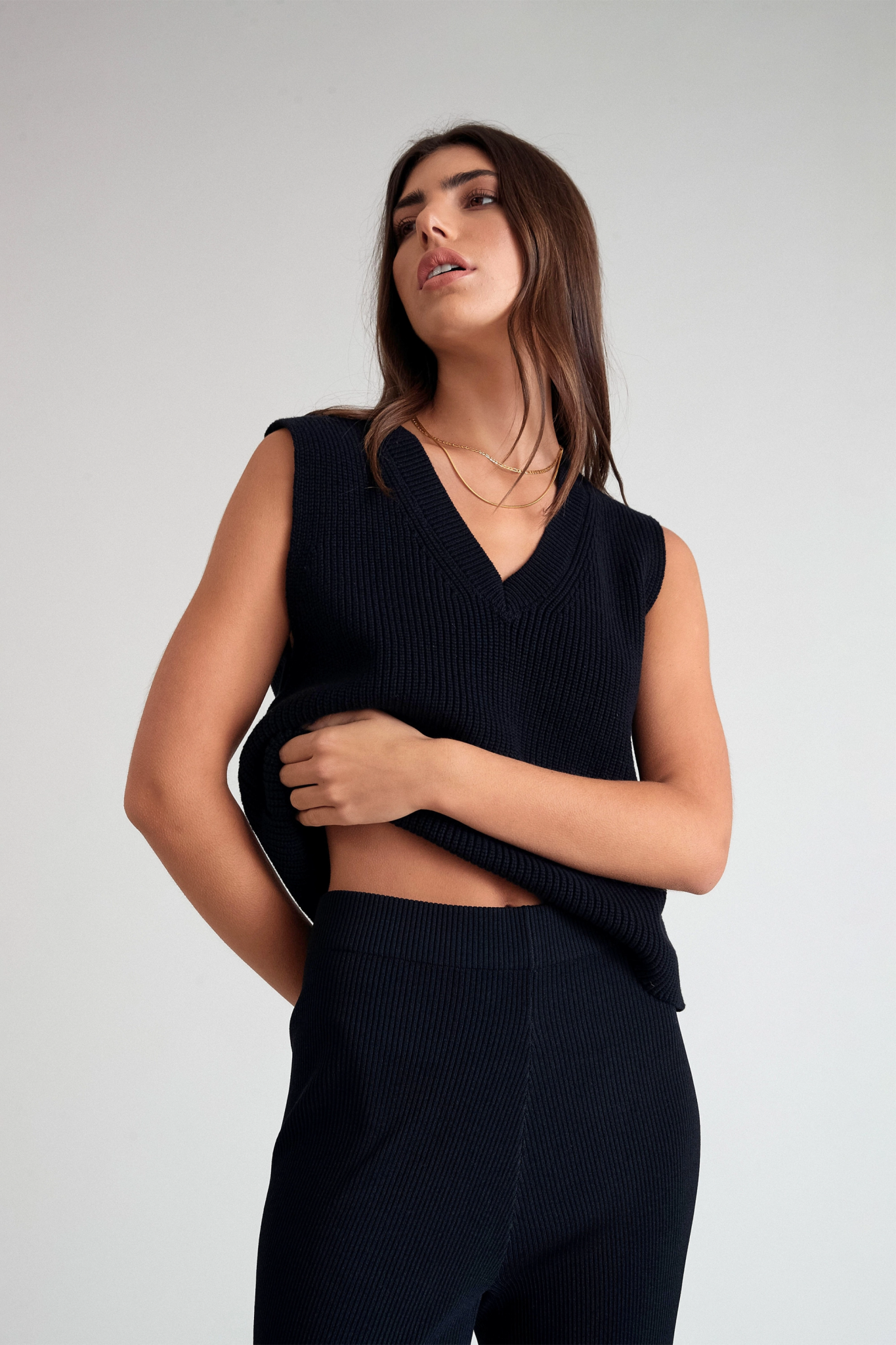 Longline Knit Vest (Black) - All Fenix