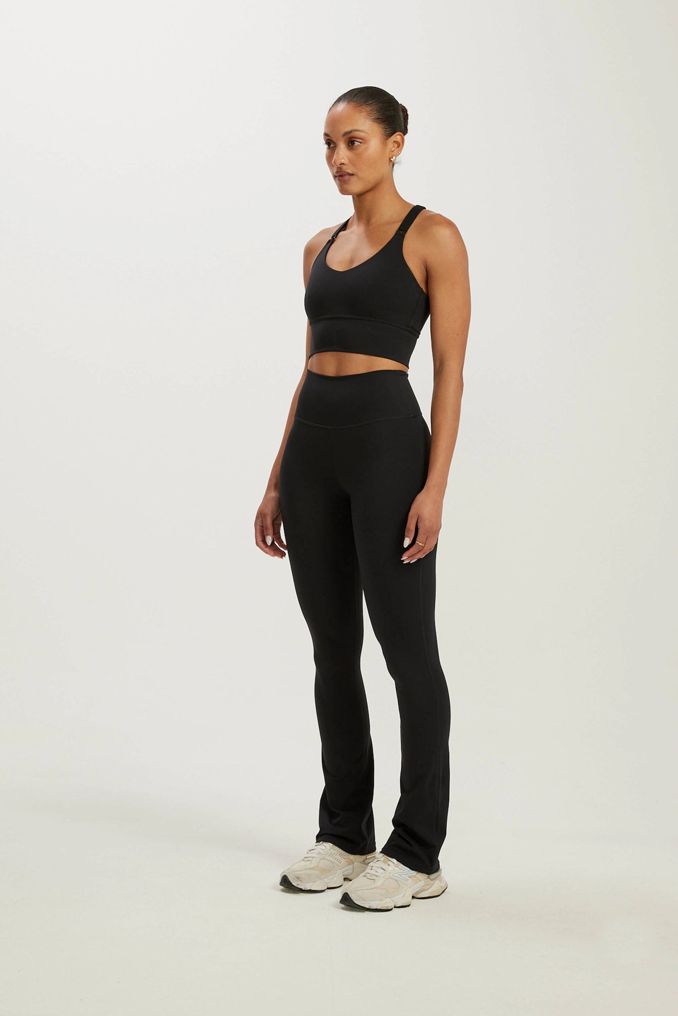 Madison Flared Legging - All Fenix