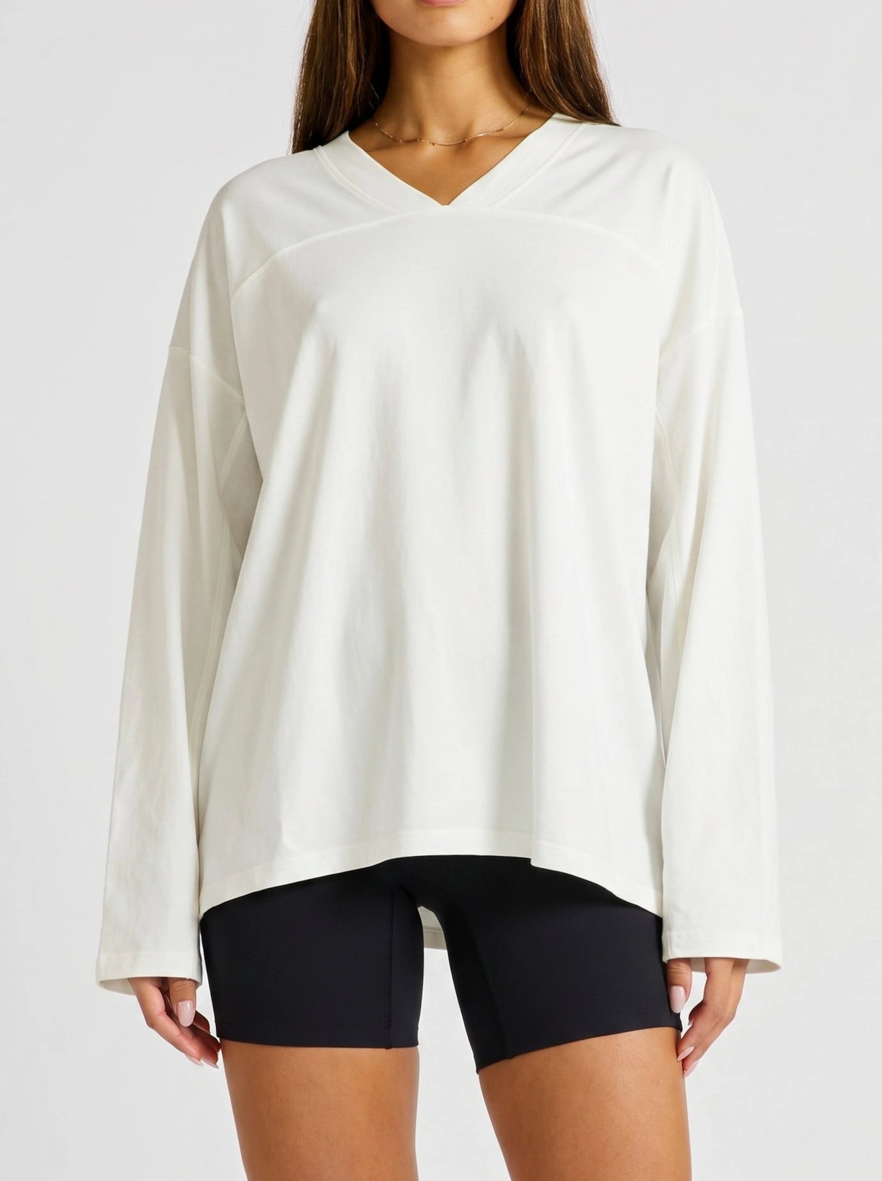 Oversized V-Neck Long Sleeve - Chalk