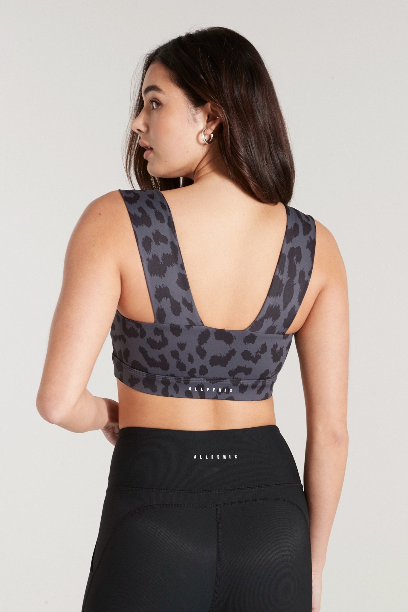 Oversized Cheetah Sports Bra (Charcoal) - All Fenix