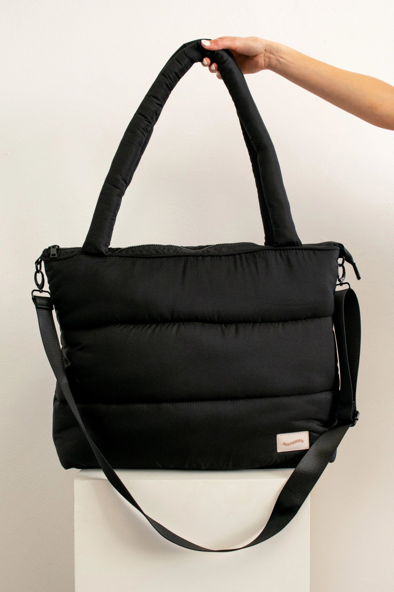 Puffer Bag (Black) - All Fenix