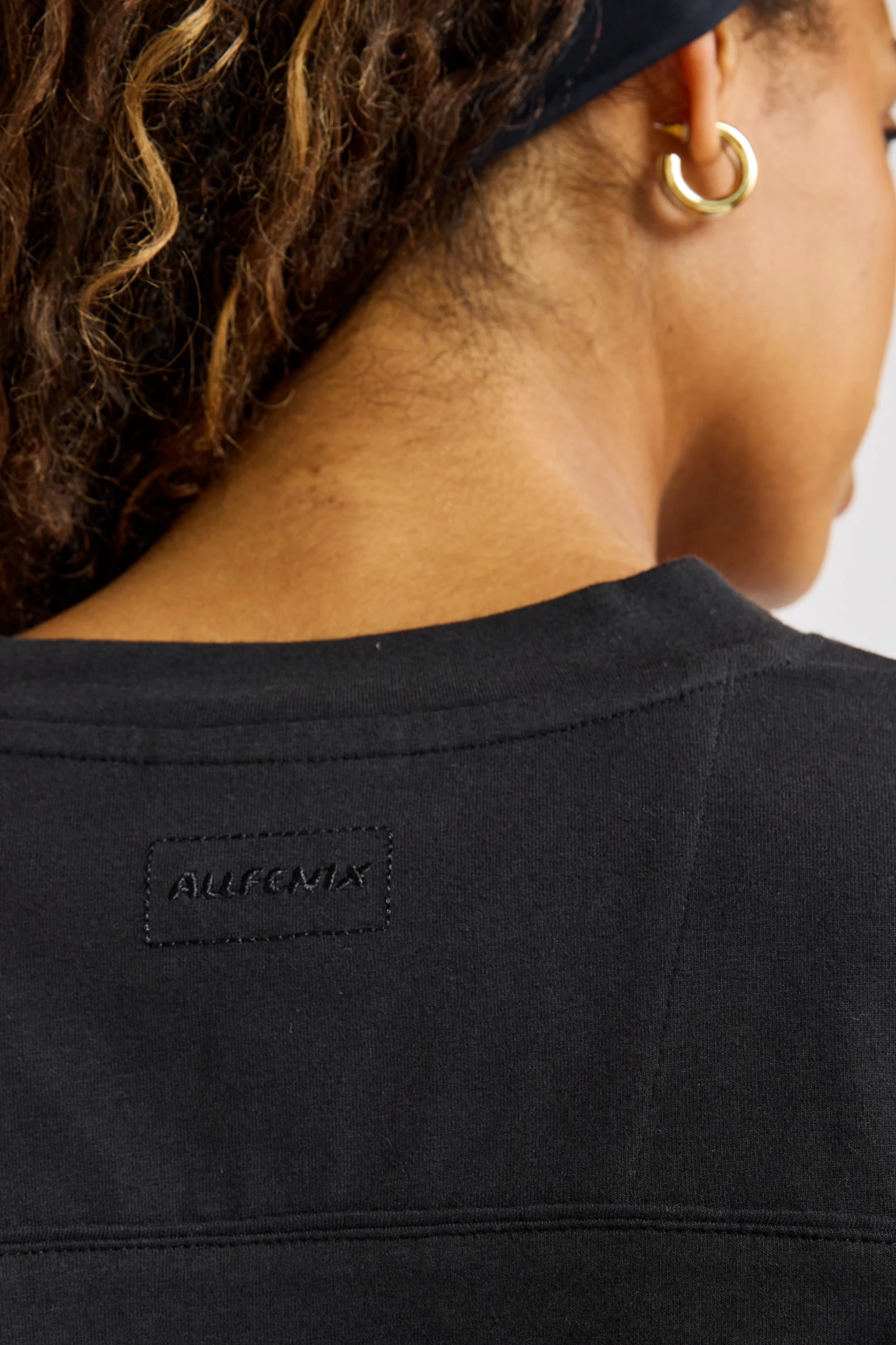 Oversized V-Neck Long Sleeve - Black