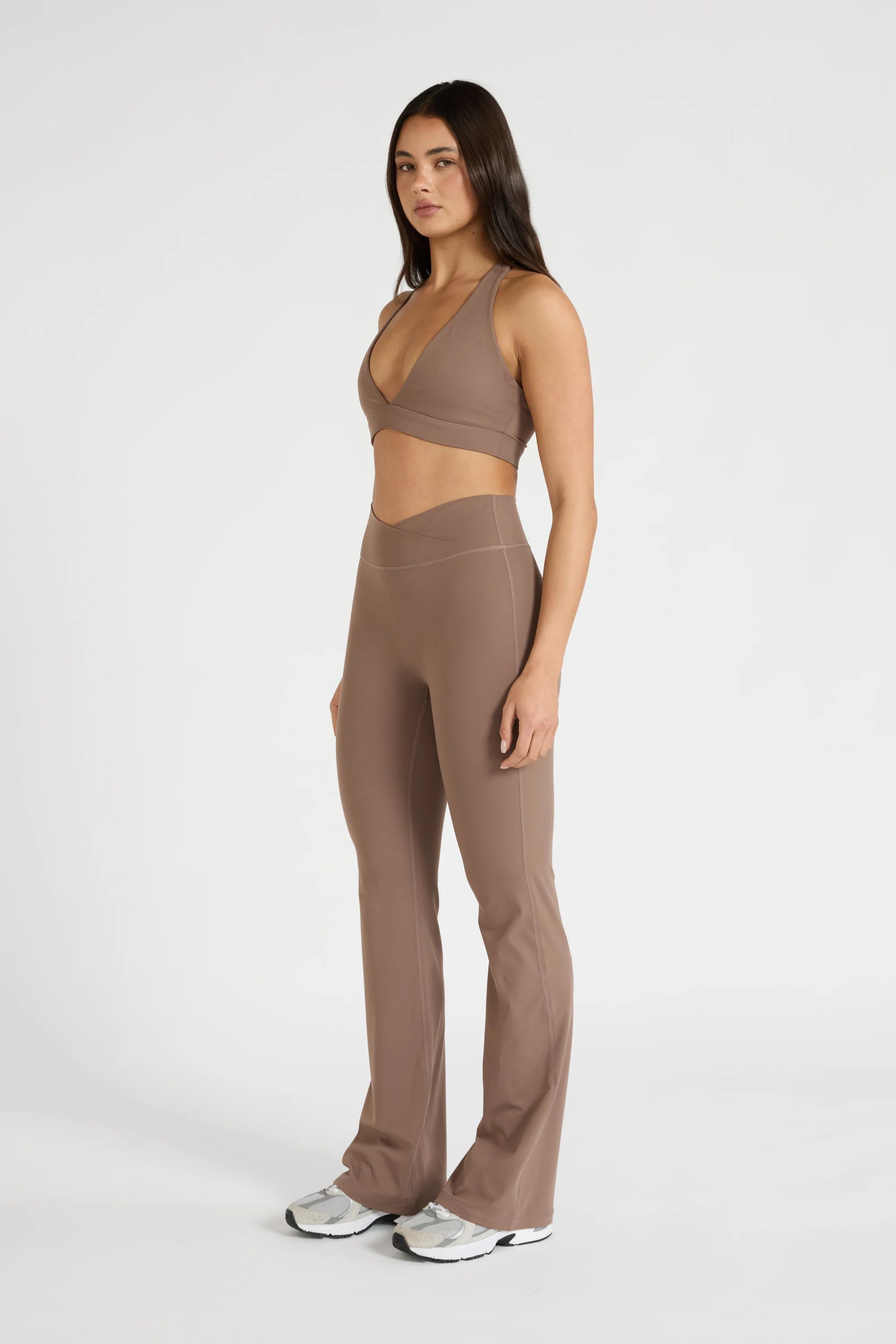ALLFENIX CloudCore™ V-Waist Flared Legging - Latte