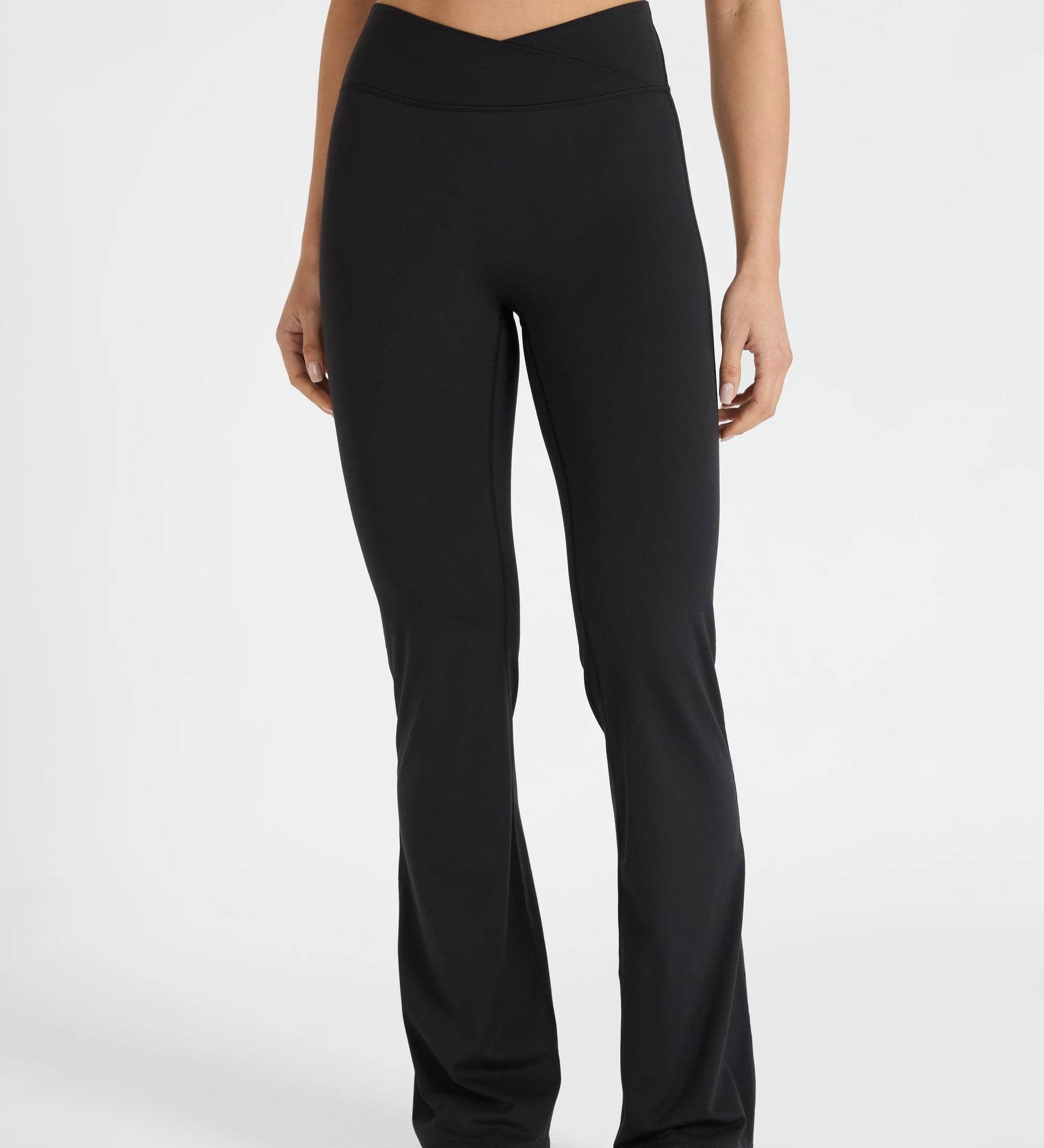 ALLFENIX CloudCore™ V-Waist Flared Legging - Black